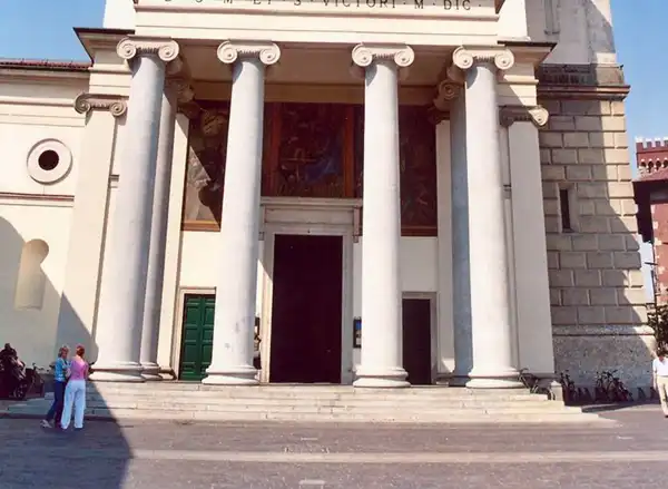 Fabbro Torino Vicino di Domenica